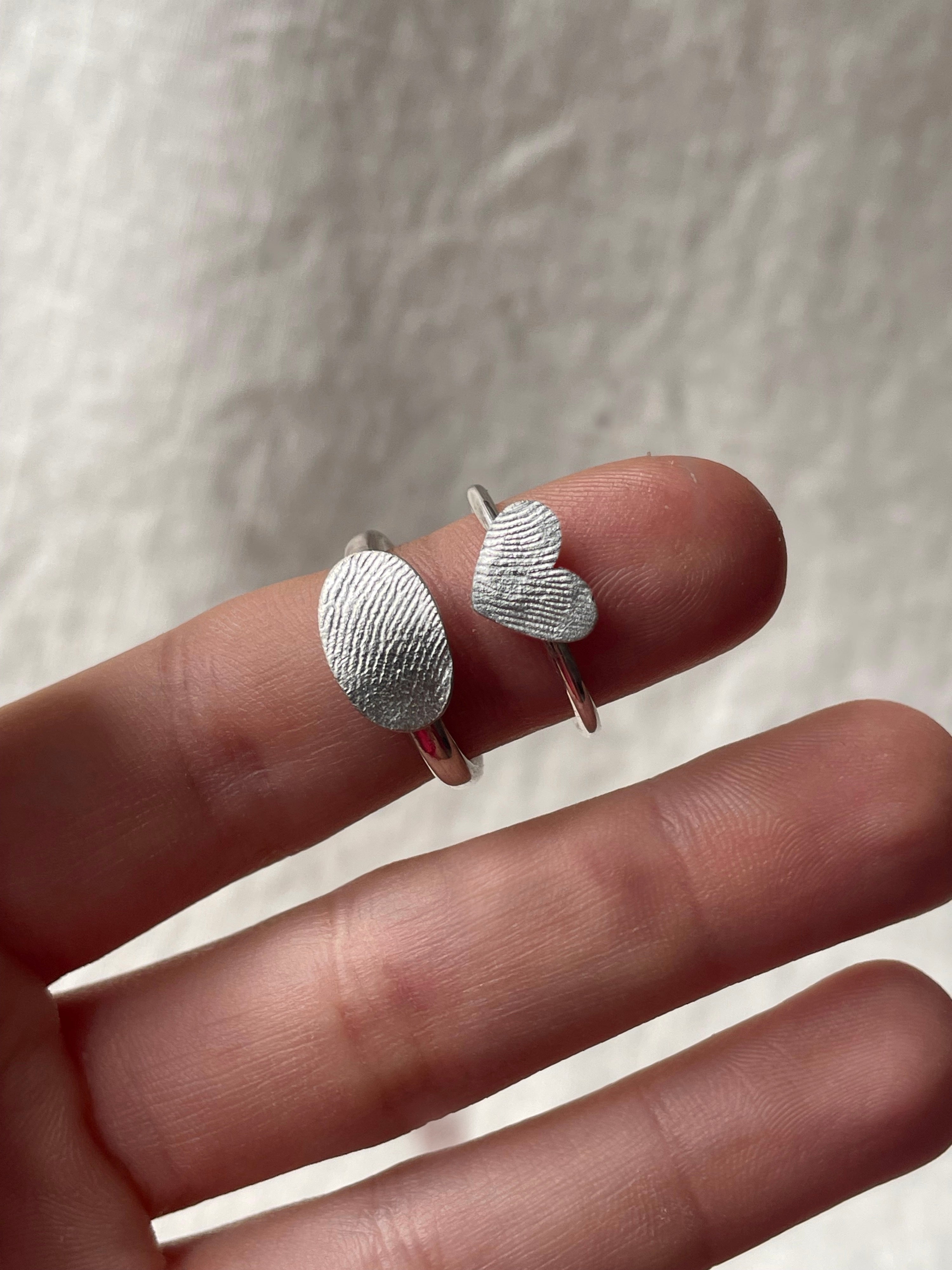 Finger/animal print ring "Heart"